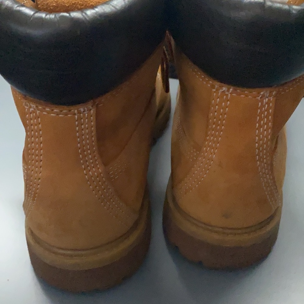 Timberland Boots - Picture 3 of 8